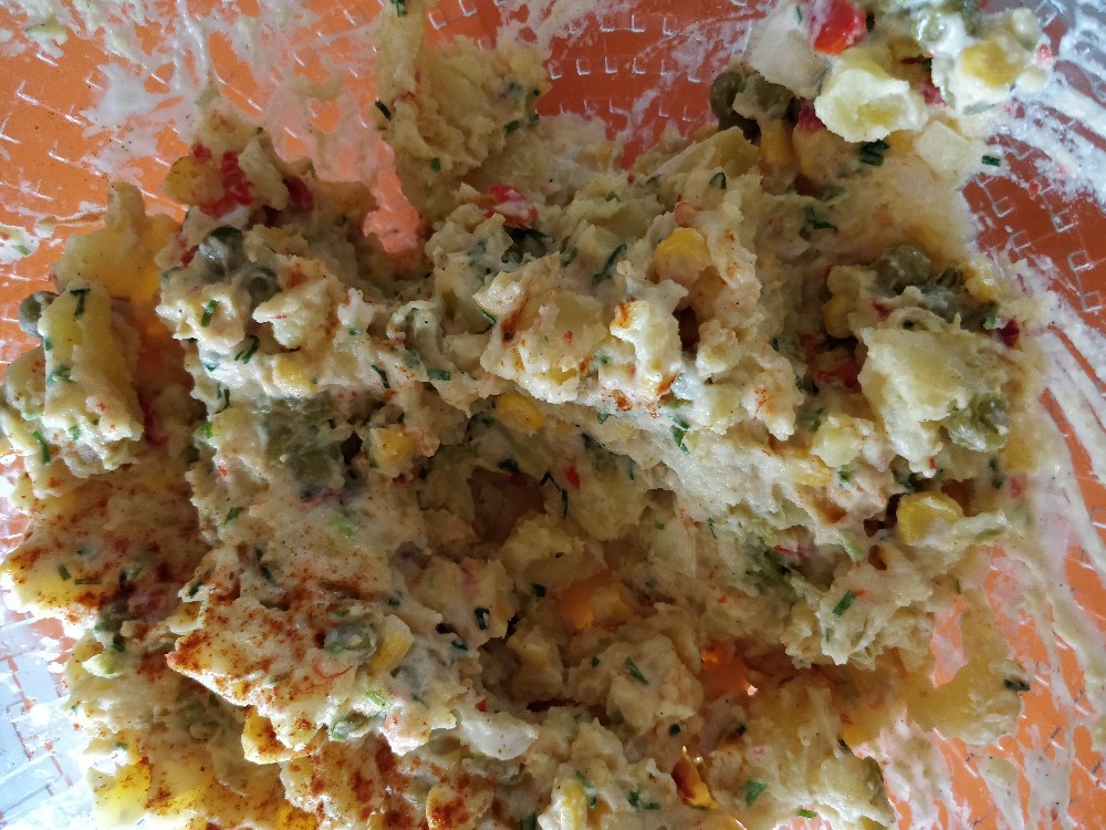 Kartoffelsalat mit Mayonnaise (Durchschnitt) von arturrachner181 | Hochgeladen von: arturrachner181