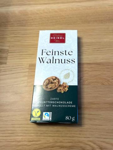 Feinste Walnuss (Tafel), Zarte Edelbitterschokolade gefüllt mit  | Hochgeladen von: maus2006