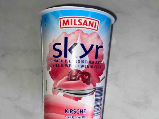 Skyr, Kirsche by yungkaanye | Uploaded by: yungkaanye