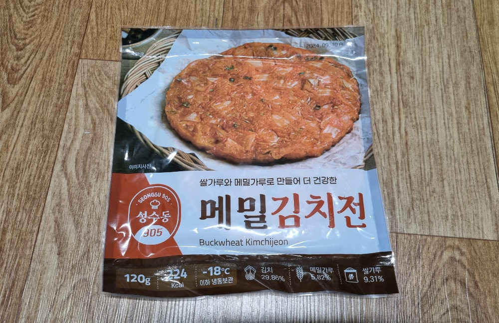 Buckwheat Kimchi Pancake, 메밀김치전 by Anni-Banani | Hochgeladen von: Anni-Banani