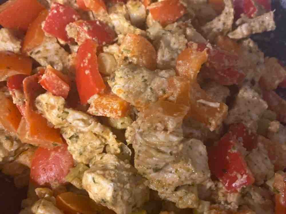 Erdnuss-Paprika-Hähnchen, Süßkartoffelstampf von auroranuklearis | Hochgeladen von: auroranuklearis