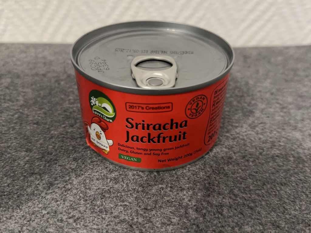 Hochgeladen von: mettamella96