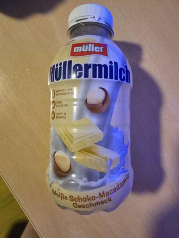 Müllermilch, Weiße Schoko-Macadamia-Geschmack von SpookyEnder | Hochgeladen von: SpookyEnder