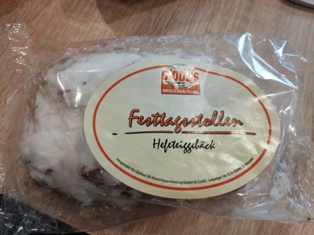 Festtagsstollen von JenniZar | Hochgeladen von: JenniZar