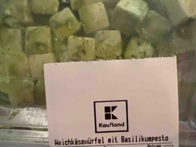 Weichkäsewürfel, Mit Basilikumpesto von Siska72 | Hochgeladen von: Siska72