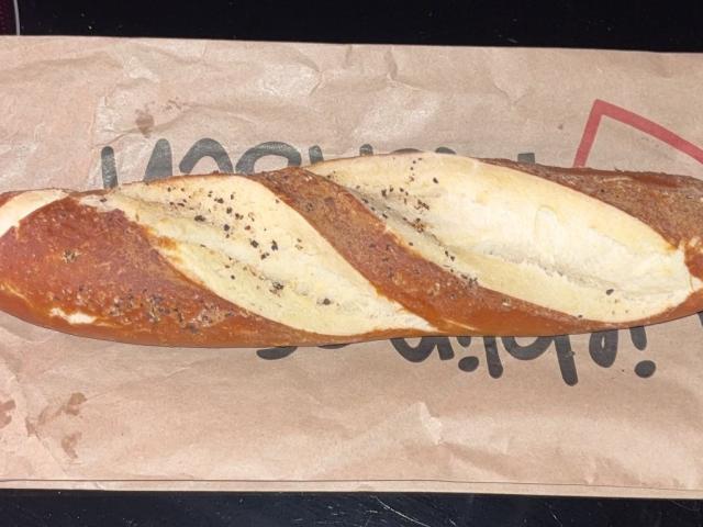 Hochgeladen von: ninaaaluni