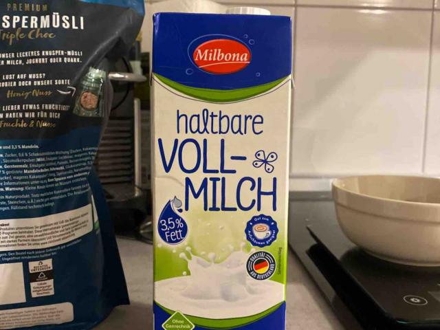 Haltbar Vollmilch (Milbona LIDL), (3,5% Fett) von ValentinHaupt | Hochgeladen von: ValentinHaupt