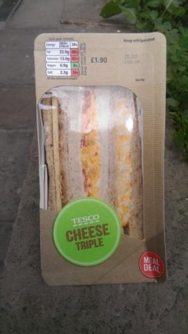 Cheese Triple, Käsesandwich | Hochgeladen von: Eatlesswalkmore
