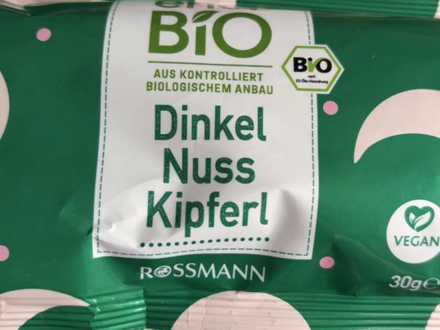 Hochgeladen von: nooraaa