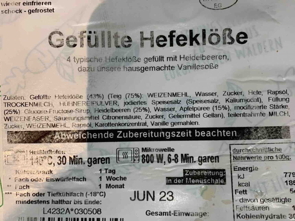 gefüllte Hefeklöße, mit Heidelbeeren und Vanillesoße von luuissa | Hochgeladen von: luuissa