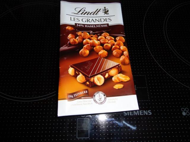 Lindt Les Grandes 34% Haselnüsse, Vollmilch-Schokolade | Hochgeladen von: reg.