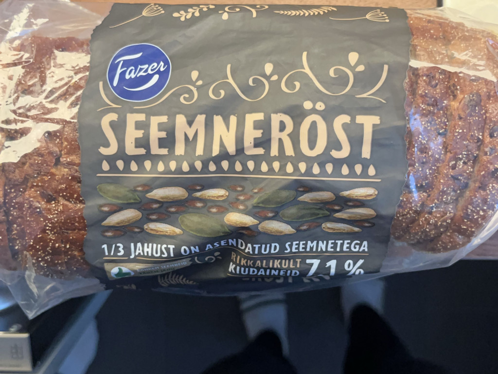 Hochgeladen von: namelessvani Hochgeladen von: namelessvani