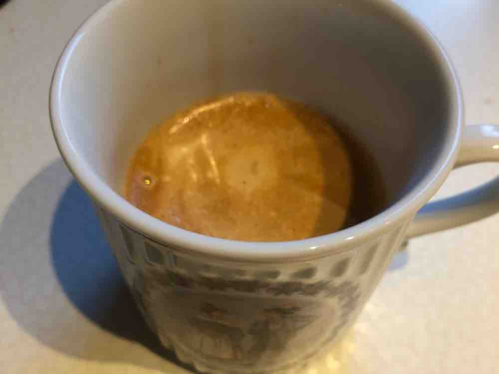 Bulletproof Coffee, 10 gr butter, 10 gr mct, 90 ml espresso, 10  | Hochgeladen von: vickychica