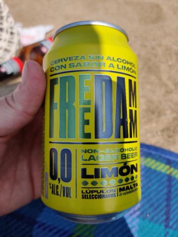 FREEDAMM sin alcohol con limon von SomeGermanGuy | Hochgeladen von: SomeGermanGuy