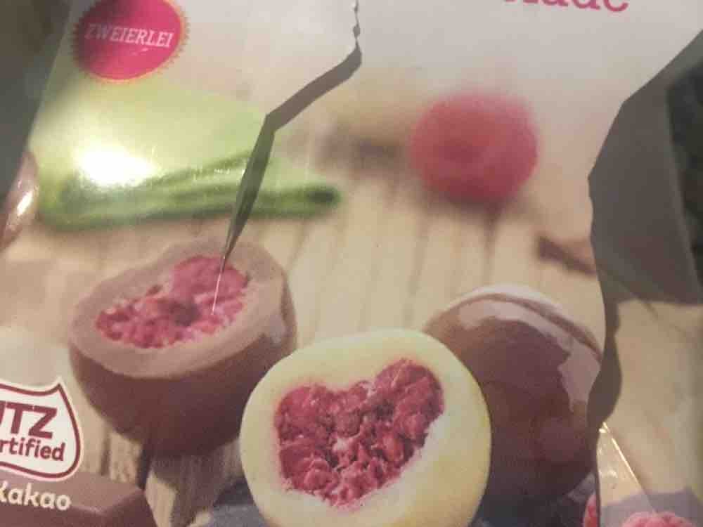 Himbeeren in feinster Weißer & Vollmilch-Schokolade von almascha | Hochgeladen von: almaschaffts
