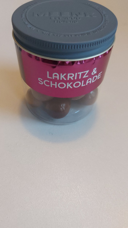 Lakritz +Schokolade, Lakritz mit Milchschokoladenüberzug von ste | Hochgeladen von: stef0815