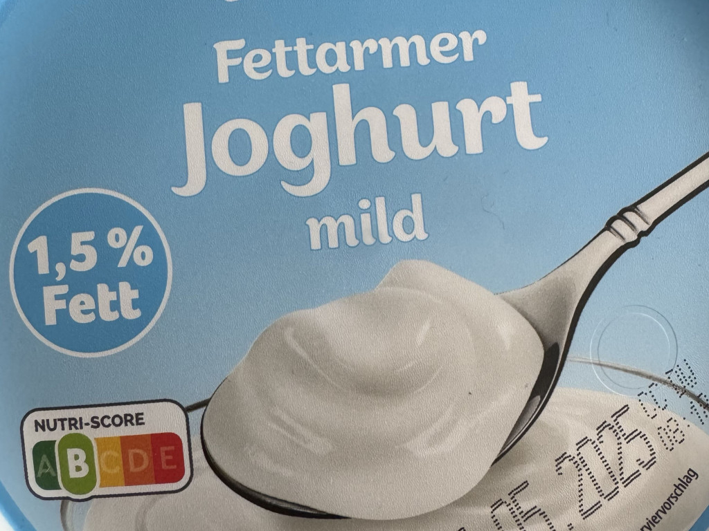 Fettarmer Joghurt mild, 1,5 % Fett von MichiFo | Hochgeladen von: MichiFo Fettarmer Joghurt mild, 1,5 % Fett von MichiFo | Hochgeladen von: MichiFo
