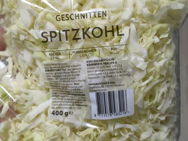 Spitzkohl, geschnitten von NadineKcal | Hochgeladen von: NadineKcal