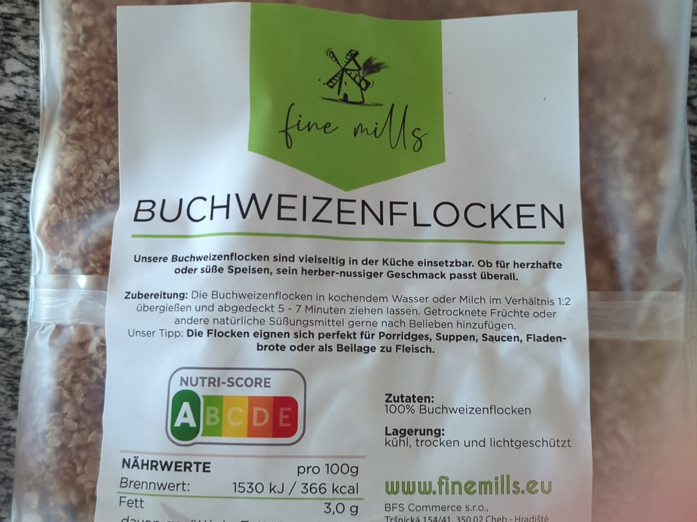 Hochgeladen von: mynameisiri