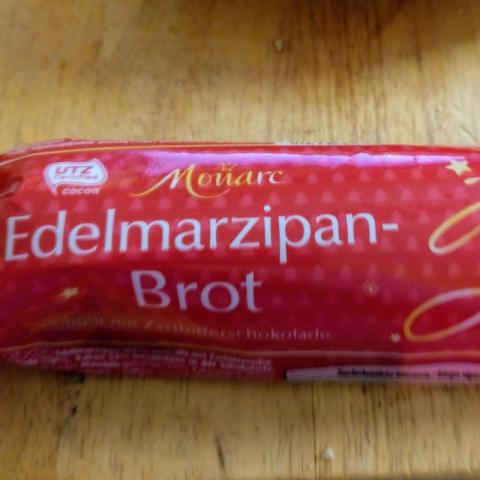 Edelmarzipan-Brot umhüllt mit Zartbitterschokolade, Marzipan | Hochgeladen von: FXH