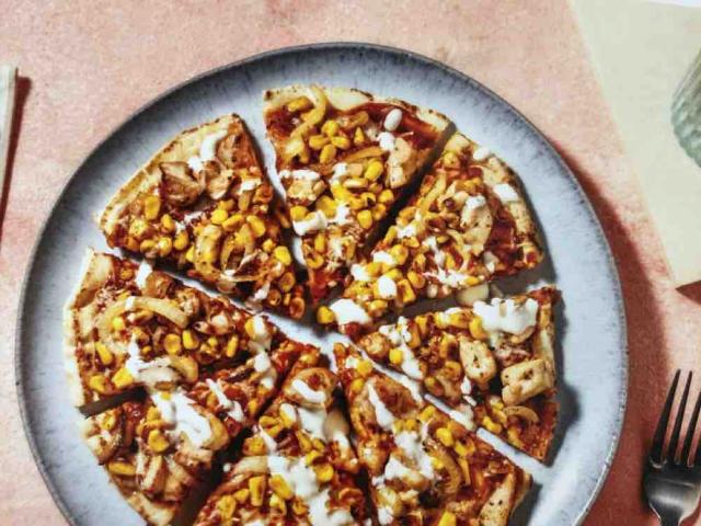 Pizzetta mit BBQ Chicken, Mais und Buttermilch-Zitronen-Dressing | Hochgeladen von: milo2602