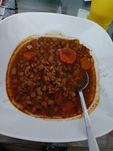 Linsensuppe von Ekaterini Coutri | Hochgeladen von: Ekaterini Coutri