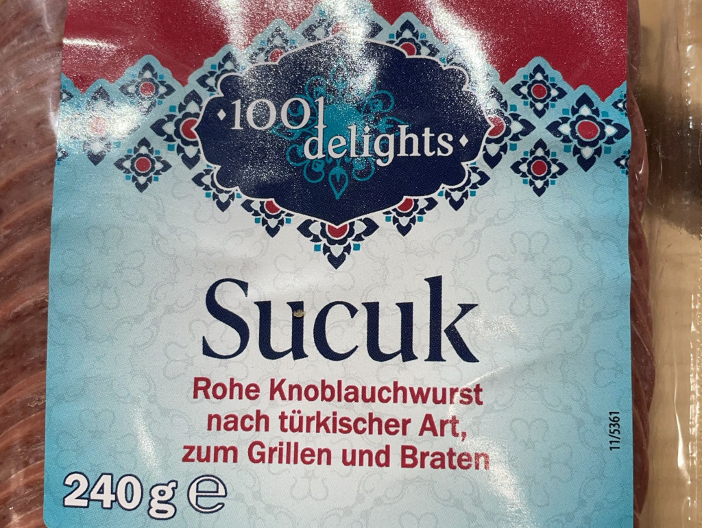 Sucuk, Rohe Knoblauchwurst nach türkischer Art von MagtheSag | Hochgeladen von: MagtheSag Sucuk, Rohe Knoblauchwurst nach türkischer Art von MagtheSag | Hochgeladen von: MagtheSag