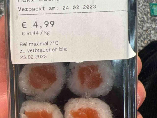 Maki Lachs von TestoBias | Hochgeladen von: TestoBias