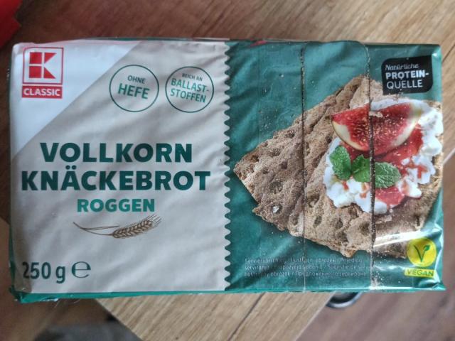 Hochgeladen von: annanym911