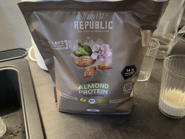 Harvest Republic Almond Protein von Steph151430 | Hochgeladen von: Steph151430 Harvest Republic Almond Protein von Steph151430 | Hochgeladen von: Steph151430