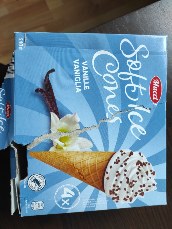 Soft Ice Cones Vanille von nicolegritsch | Hochgeladen von: nicolegritsch