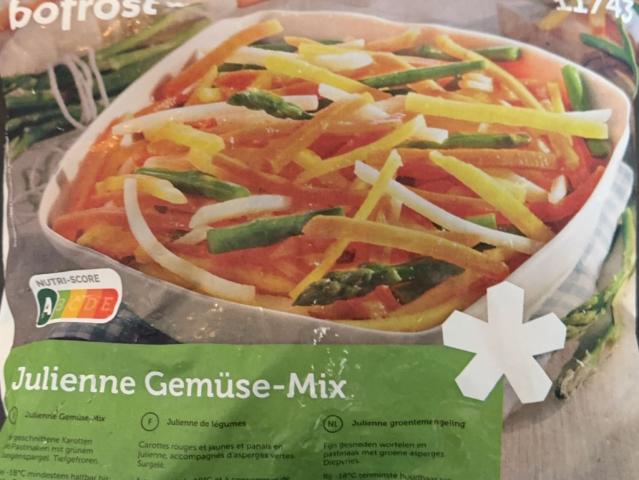 Hochgeladen von: SoniB22 Hochgeladen von: SoniB22