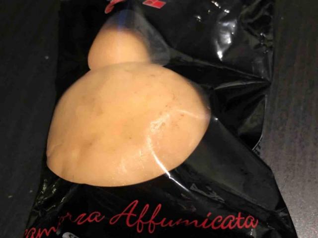 Scamorza Affumicata con latte di puglia von brigittezweng226 | Hochgeladen von: brigittezweng226