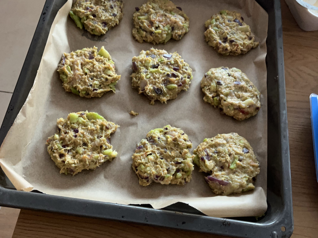 Hochgeladen von: adri90