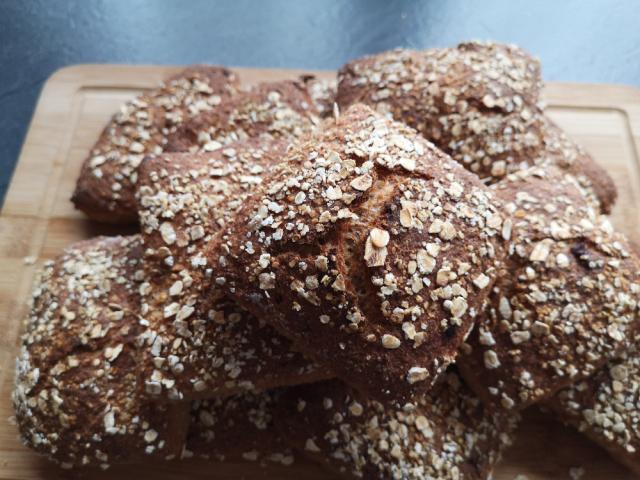 Müsli Vollkornbrötchen, Marcel Paa, 1 Stck ca 100g von Onschela | Hochgeladen von: Onschela