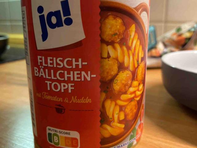 Fleischbällchentopf, mit Tomaten und Nudeln by dreezy | Uploaded by: dreezy