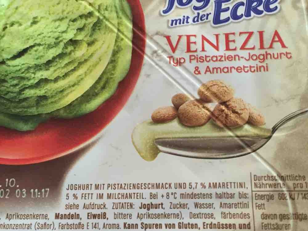 Joghurt mit der Ecke Venezia, Pistazie mit Amarettini von lll | Hochgeladen von: lll