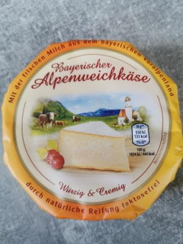 Bayerischer Alpenweichkäse, mild & cremig von sarahengel | Hochgeladen von: sarahengel