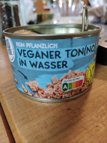 Veganer Ton(no), in Wasser by Jxnn1s | Hochgeladen von: Jxnn1s