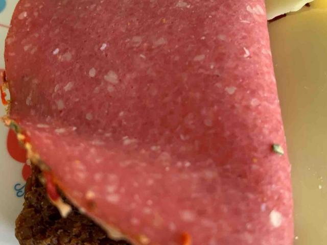 Salami mit Käserand von yvi226 | Hochgeladen von: yvi226