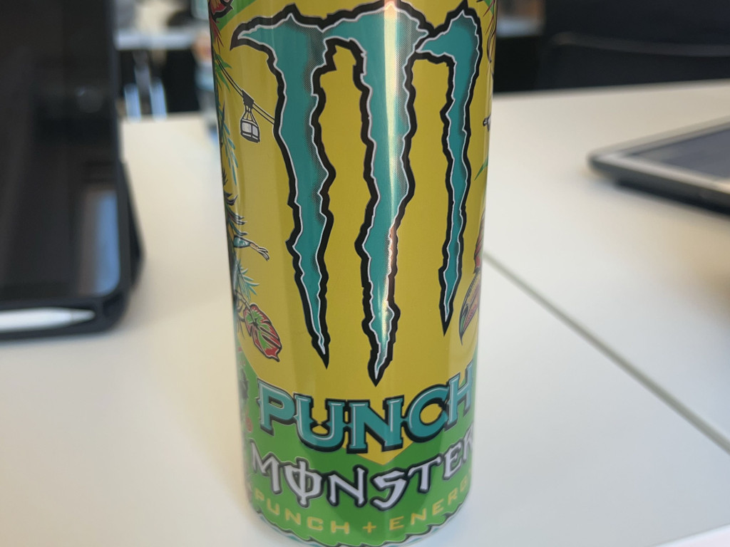 Monster Punch von Mosiii | Hochgeladen von: Mosiii Monster Punch von Mosiii | Hochgeladen von: Mosiii
