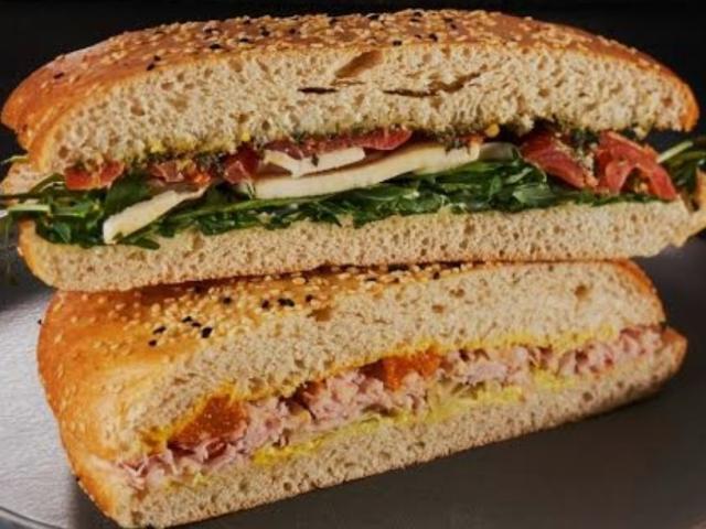 Hochgeladen von: J1197 Hochgeladen von: J1197