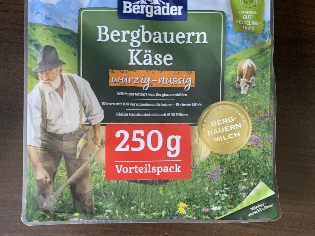 Bergbauern Käse by denned | Hochgeladen von: denned Bergbauern Käse by denned | Hochgeladen von: denned