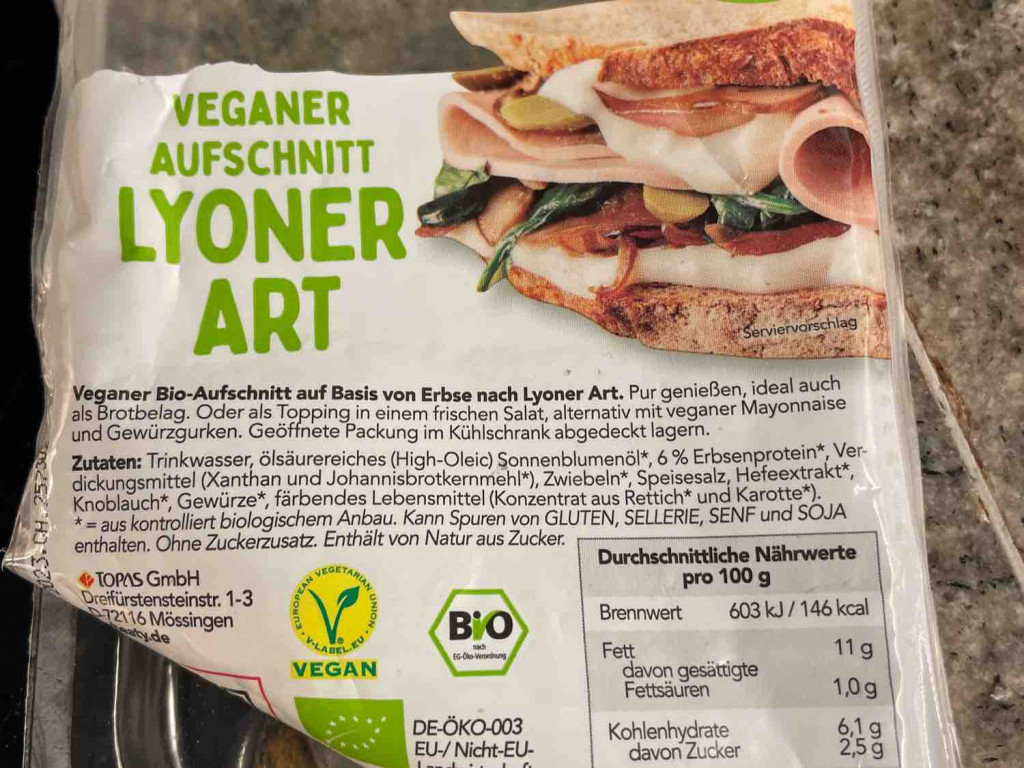 Veganer Aufschnitt Lyoner Art, auf Basis von erbsez von Biene68 | Hochgeladen von: Biene68