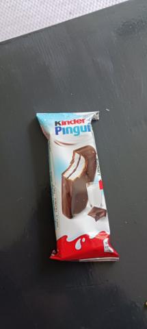 Kinder pingui by BillieStan | Uploaded by: BillieStan