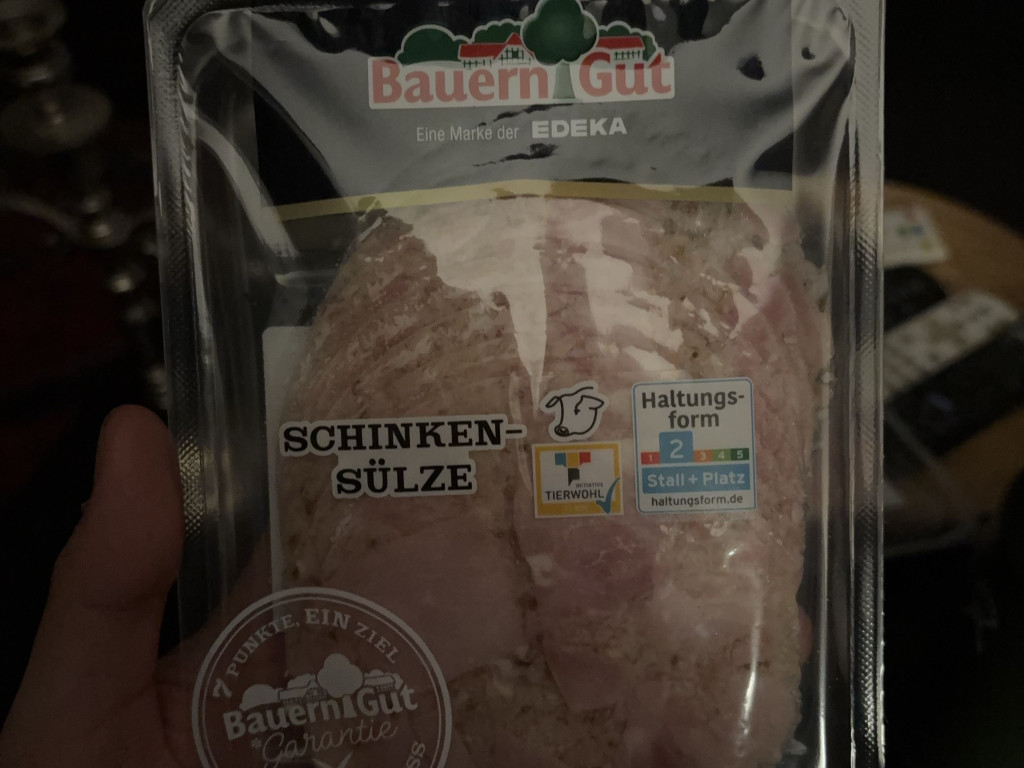 Uploaded by: DrHaubitze