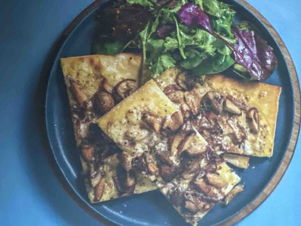 HelloFresh veg flammkuchen mit kräuterseitlingen von viktorluca | Hochgeladen von: viktorluca