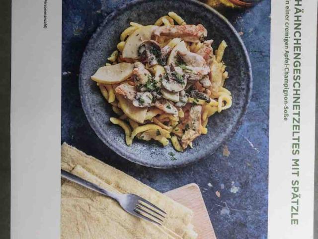 Hähnchengeschnetzeltes mit Spätzle, in einer cremigen Apfel-Cham | Hochgeladen von: Andi0384