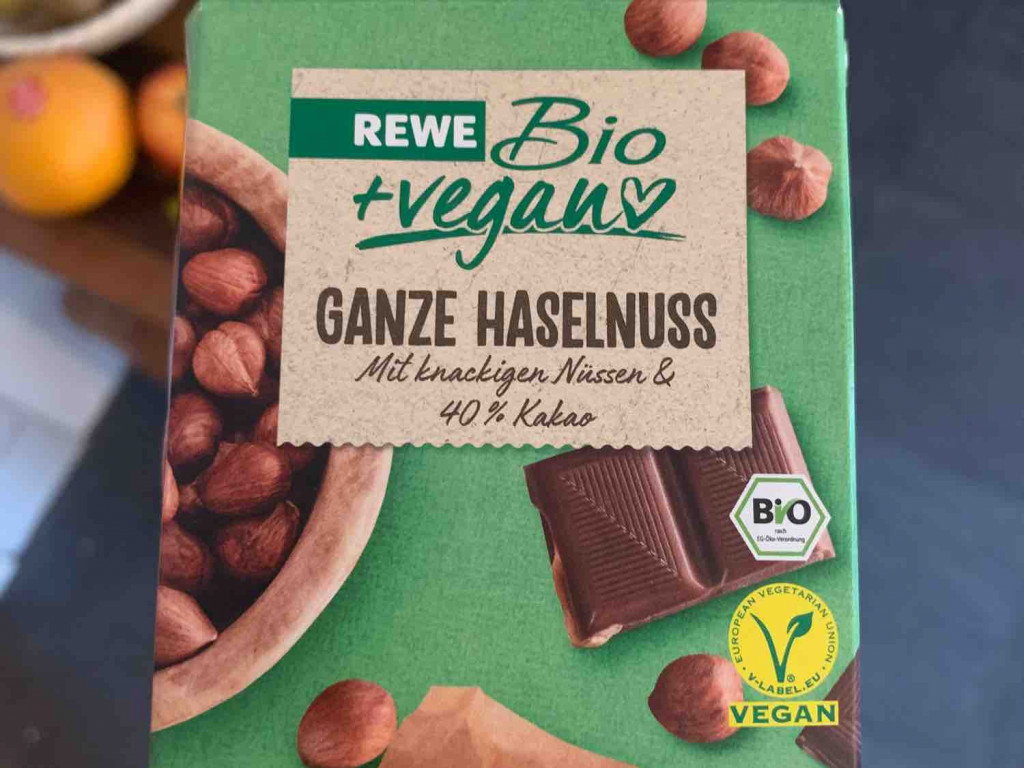 ganze Haselnuss Schokolade, bio+ vegan 40% Kakao von tieba | Hochgeladen von: tieba