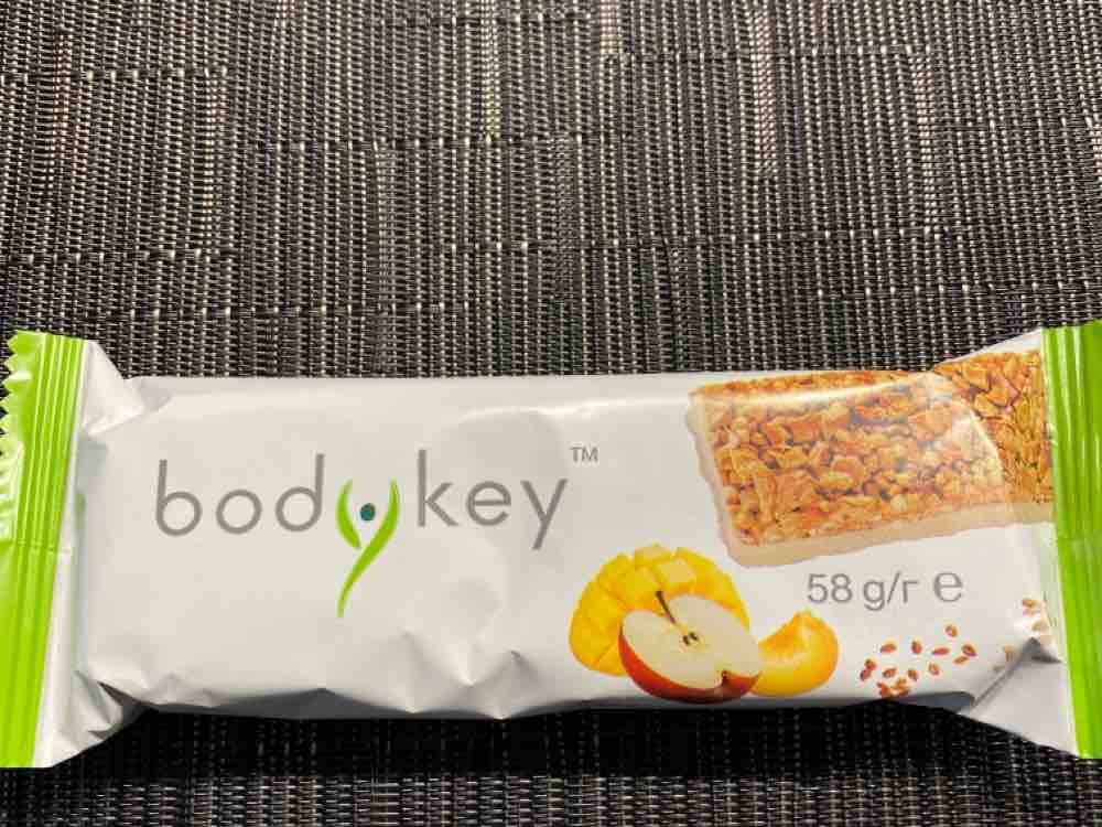 bodykey meal replacement bar for weight control , tropical fruit | Hochgeladen von: kaufmanne